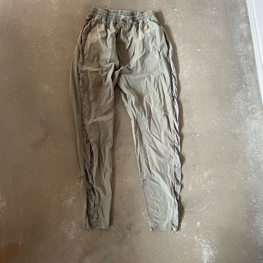 Outdoor voices joggers